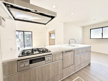 �L�b�`�� �������V���v���Ŕ������S�n�悢���Ԃ𐶂ރL�b�`�����