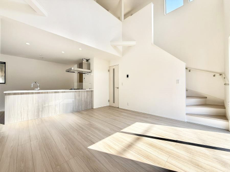 ���̑����� �������Ƒ��̏Ί炪���ӂ��A���났�̋��