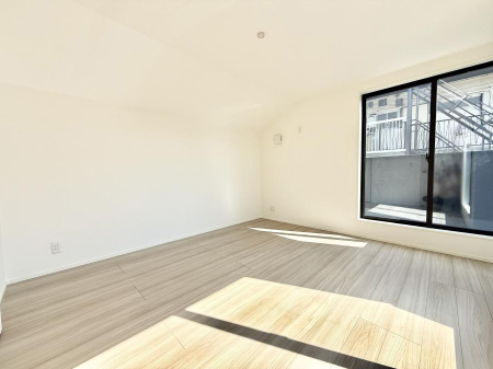 �q������ �������v���C�x�[�g��ԂƂ��ĐÂ��ŗ�������������񋟂��Ă���܂�