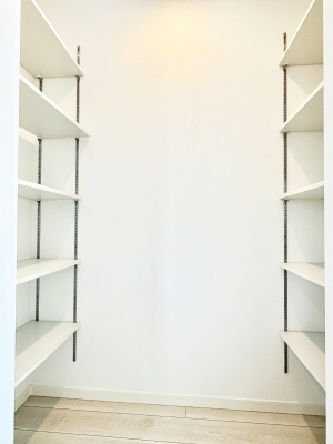 ���[ ����