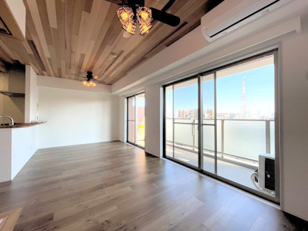 ���r���O �傫�ȑ�����������薾�邢��Ԃł��������������܂�