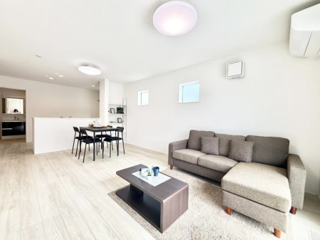 ���r���O �L�X�Ƃ����J�������ӂ�郊�r���O�ł�