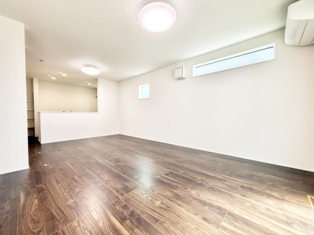 ���r���O �������S���������ꏊ�A�������߂����郊�r���O