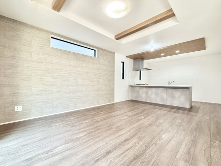 ���r���O ���������R�Ɖ�b�����܂��A�S�n�悢�ЂƂƂ�