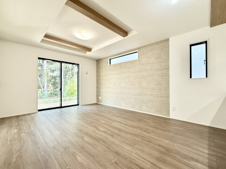 ���r���O ���������났�ƏΊ炪�W�܂�A�S���܂郊�r���O