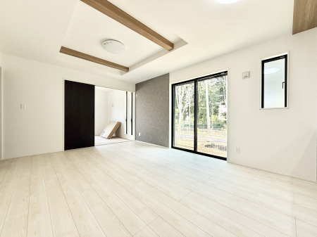 ���r���O ���������R�Ɖ�b�����܂��A�S�n�悢�ЂƂƂ�