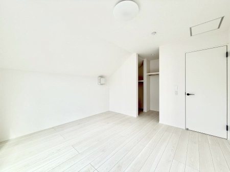 �Q�� �������L�x�Ȏ��[�X�y�[�X�I  