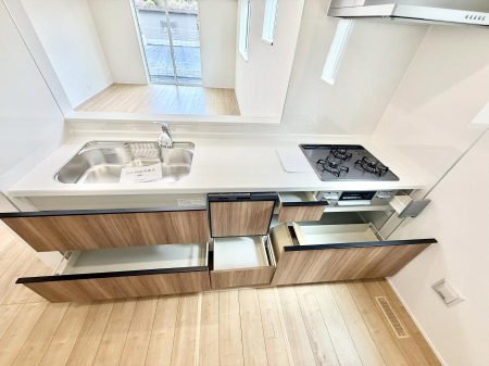 �L�b�`�� �������A�C�f�A�L����A�N���G�C�e�B�u�ȗ������