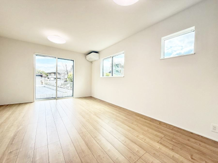 ���r���O �����������������Ɠ��ʂɂ���A�e���̋��