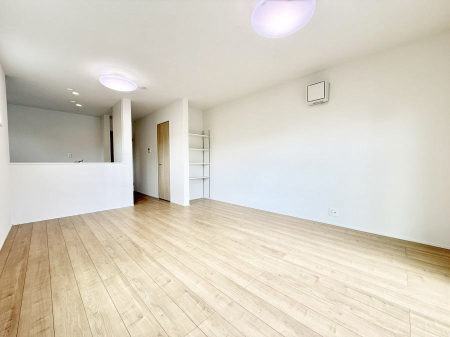 ���r���O ���������났�ƏΊ炪�W�܂�A�S���܂郊�r���O