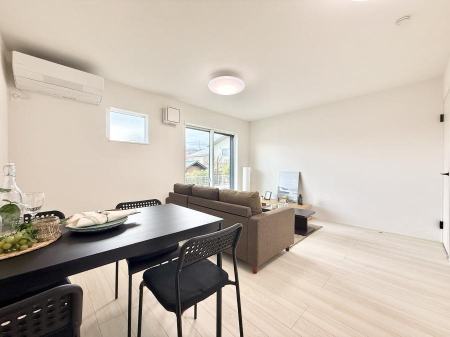 ���̑����� �������Ƒ��̏Ί炪���ӂ��A���났�̋��