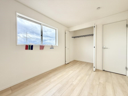 ���̑����� �������傫�Ȏ��[�ŉו����X�b�L���Еt���܂�  