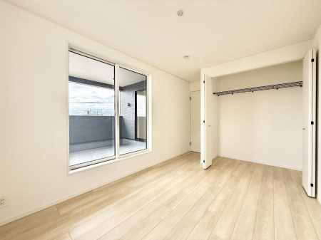 �Q�� �������傫�ȑ��͊J����������A���邳�ʕ��o�b�`���ł�