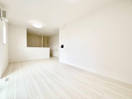 ���r���O ���������R�Ɖ�b�����܂��A�S�n�悢�ЂƂƂ�