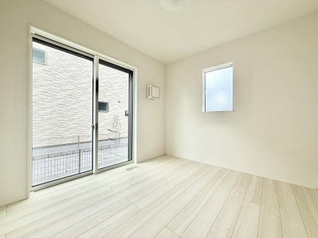 �Q�� ���������̔z�u��ʋC���̗ǂ��݌v�ŕ����̋�C�������炸�A��ɐV�N�ȋ�C������܂�