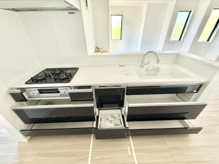 �L�b�`�� ���������[�͖L�x�ȃV�X�e���L�b�`���ł��I  