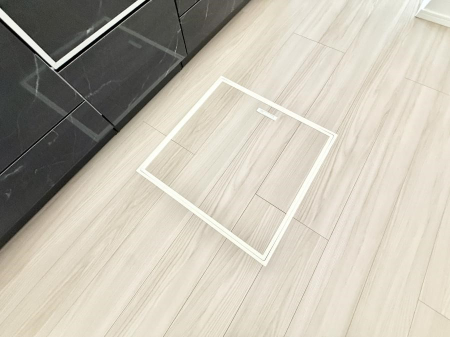 ���̑����� �ݔ����B�ꂽ���[�X�y�[�X�ŉƑS�̂��X�b�L��