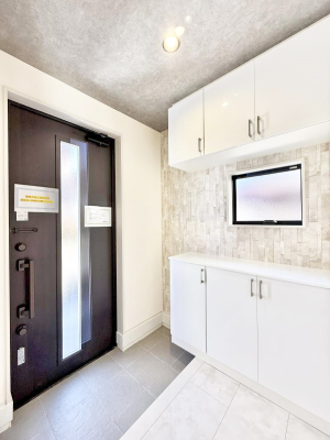 ���� �������L�X�A�Y��Ȍ��ւł��q�l�����o�}���I  