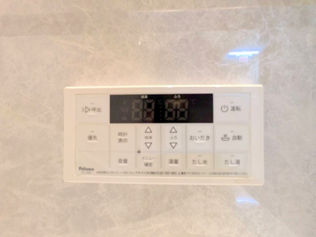 ���̑����� �ݔ��������C�̒ǂ������A���x�������{�^���ЂƂŊȒP�ɍs���܂�  