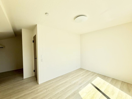 ���̑����� �������D��ŉ��₩�Ȏ��Ԃ��������