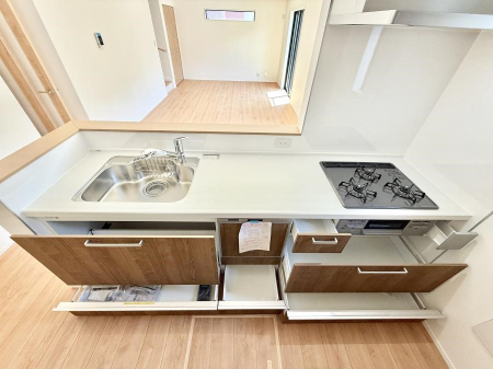 �L�b�`�� ���[�͖L�x�ȃV�X�e���L�b�`���ł��I