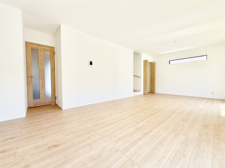 ���̑����� �C���e���A���l����̂��y���݂ȍL�����r���O�ł��I  