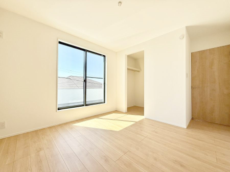 �Q�� �傫�ȑ��͊J����������A���邳�ʕ��o�b�`���ł�