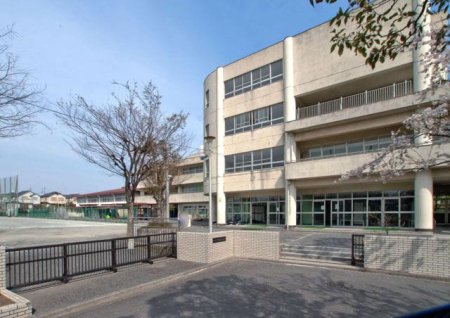 ���ӊ� ���w�Z 180m ���l�s���ѓ����w�Z