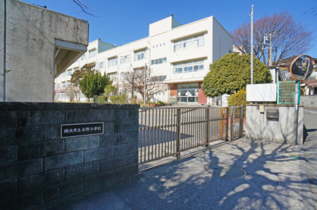 ���ӊ� ���w�Z 500m ���l�s���i�쏬�w�Z