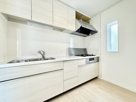 �L�b�`�� �������Ƒ����J��[�߂�A������̂���L�b�`��