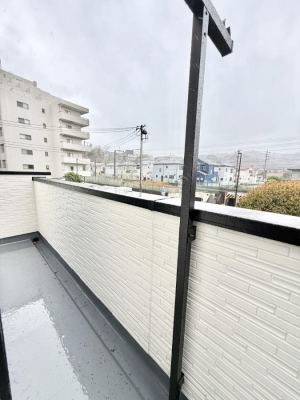 �o���R�j�[ �����󕨂��悭�����z������ǍD�̃o���R�j�[�ł��I  