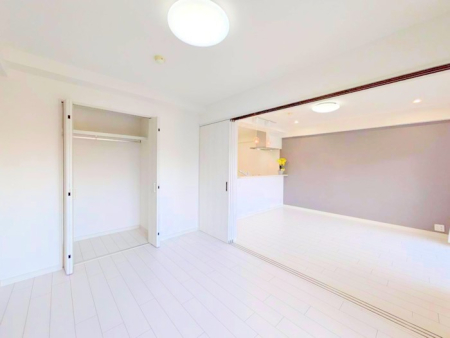 ���̑����� ���������r���O�̂����ׂɋ���������̂ŁA�V��ł��邨�q�l�ɂ��ڂ��͂��Ĉ��S�ł���