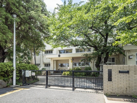 ���ӊ� ���w�Z 600m ���l�s�����a�c���w�Z