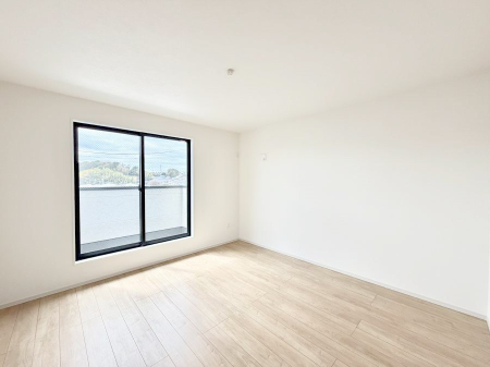 �Q�� �傫�ȑ��͊J����������A���邳�ʕ��o�b�`���ł�