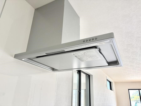 ���̑����� �ݔ����t�[�h�ɕ����Ă���ׁA���������C��ɗU������A�����I�ɔr�����ł��܂�