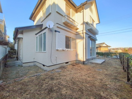 ���̑� �O�ρ���炵�ɏ�����^����A�΂��������ꂽ�Z�܂��ł�