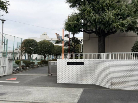 ���ӊ� ���w�Z 400m ���l�s�����a�c���w�Z