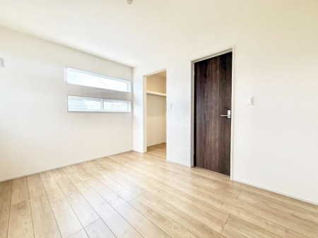 �q������ �����������̍D�݂ɍ��킹���C���e���A�𐮂��₷�����𔽉f�ł���ꏊ�ł�