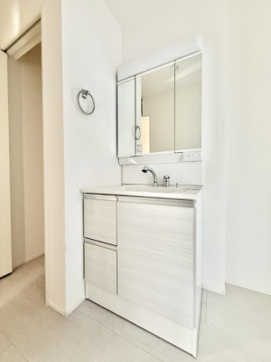 ���ӊ� �X�[�p�[ 1100m �Ɩ��X�[�p�[���c���R�X