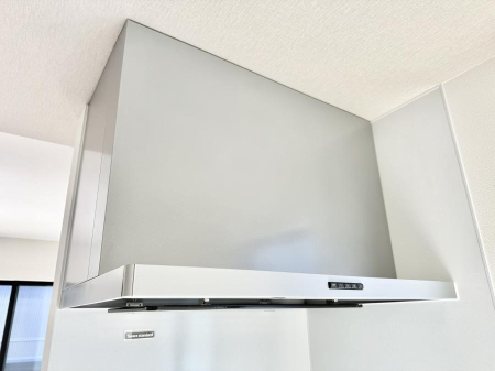 ���̑����� �ݔ����������̏��C����������C��ɗU������A�����I�ɔr�����ł��܂��B