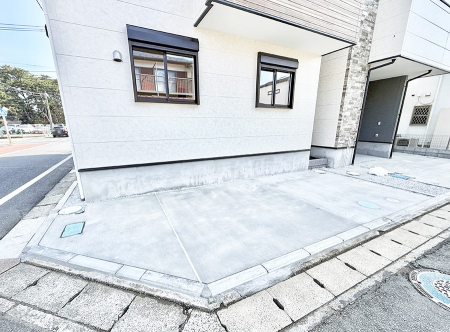  �O�ρ��J�[�X�y�[�X�L