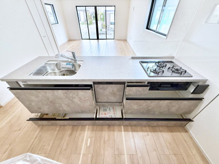 �L�b�`�� ���[�͖L�x�ȃV�X�e���L�b�`���ł��I