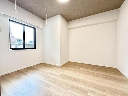 �q������ ����