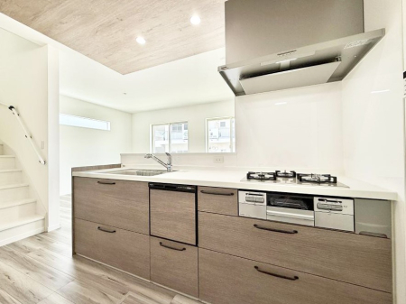 �L�b�`�� 14����  ���V���v���Ŕ������S�n�悢���Ԃ𐶂ރL�b�`�����