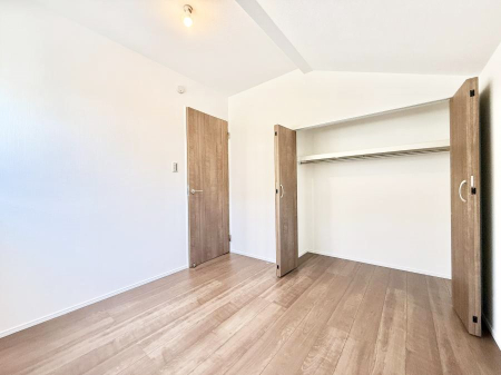 ���̑����� �������D��ŉ��₩�Ȏ��Ԃ��������