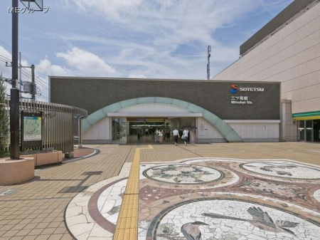 ���ӊ� �w 2000m ���S�{���u�O�c���v�w