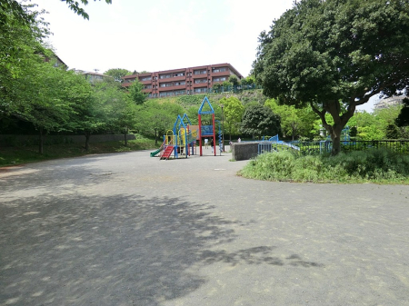 ���ӊ� �c�t���E�ۈ牀 1270m �R��ۈ牀