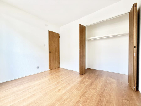 �q������ �������v���C�x�[�g��ԂƂ��ĐÂ��ŗ�������������񋟂��Ă���܂�