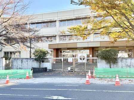 ���ӊ� ���w�Z 850m ���c�s���{���c�ЂȂ����w�Z