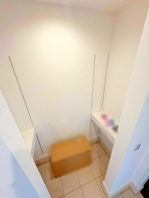 ���[ �������V���[�Y�C���N���[�[�b�g�t�Ȃ̂ŁA�O�Ŏg�������܂Ƃ߂Ď��[�A�������茺�ւ�  